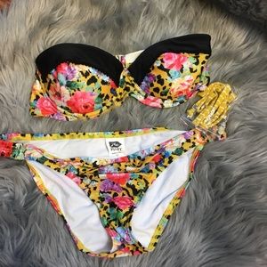 Rusty yellow floral bikini nwot